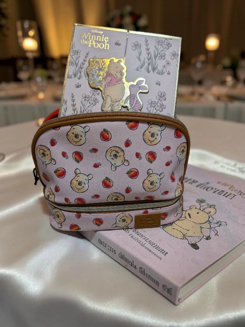 NWT Disney Winnie The Pooh Makeup Set. - Picture 2 of 14